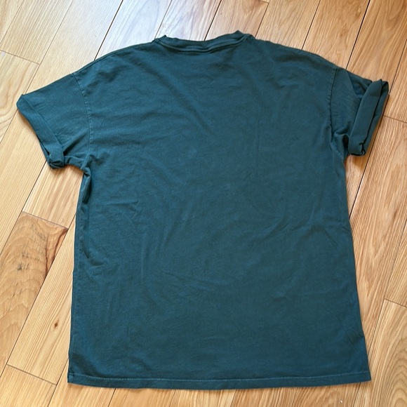 Queen Oversized T-Shirt - Picture 6 of 7